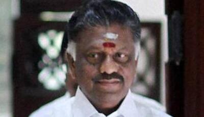 Tamil Nadu CM urges youth to give up protest on Jallikattu, to meet PM Modi on Thursday