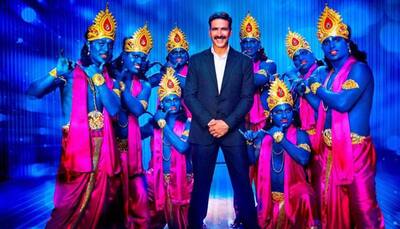 Akshay Kumar turns a 'Jolly good fellow' in this new promotional music video!
