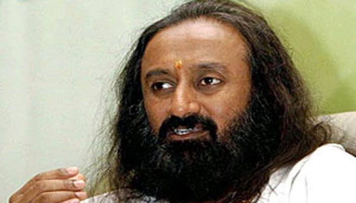 Sri Sri Ravi Shankar backs Jallikattu, calls for respecting people's faith