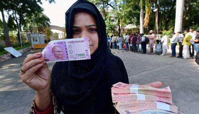 Cash deposits above Rs 10 lakh in bank account to come under I-T lens 