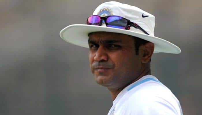 WATCH: Virender Sehwag becomes India&#039;s latest singing sensation; channels his inner Kishore Kumar