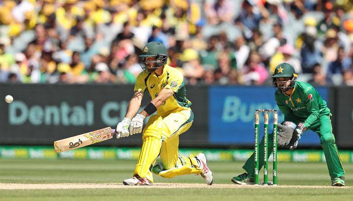 BOOM! Glenn Maxwell hits incredible reverse-sweep six against Imad Wasim – Watch Video