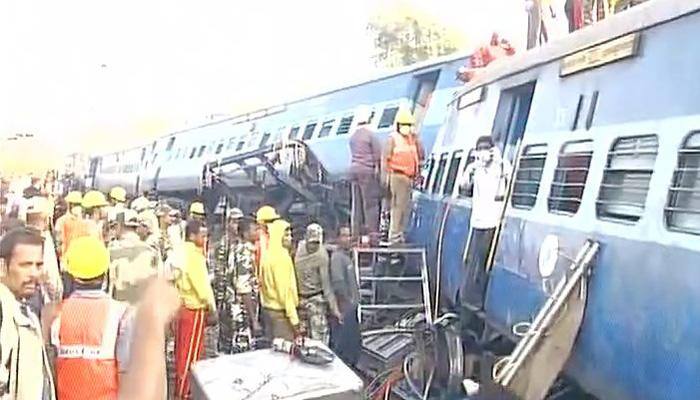 39 killed in Hirakhand Express derailment in Andhra Pradesh; Suresh Prabhu orders probe