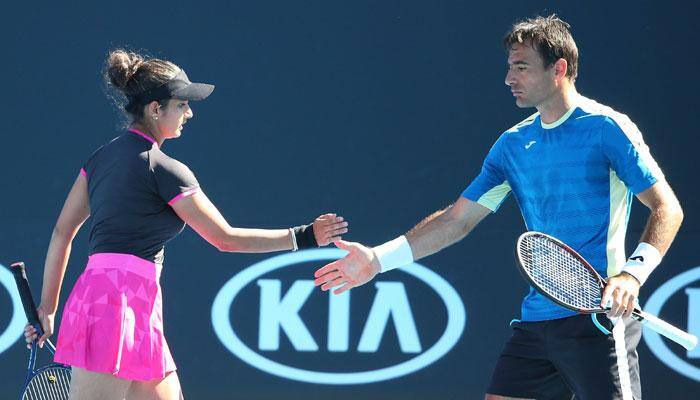 Australian Open: Sania Mirza-Ivan Dodig beat local favourites Samantha Stosur-Sam Groth, enter mixed doubles final