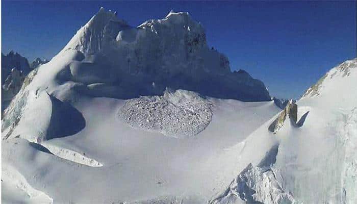 Kashmir: Divisional Administration issues fresh avalanche warning