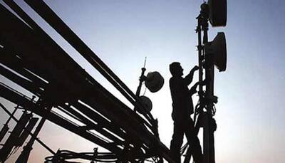 Govt halves revenue estimate from telecom to Rs 44,300 crore