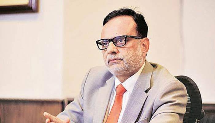 I-T dept to levy 100% penalty even for receiving cash over Rs 3 lakh: Hansmukh Adhia