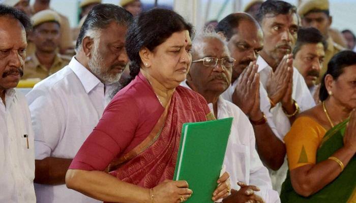 Plea filed in Supreme Court against Sasikala taking over as Tamil Nadu