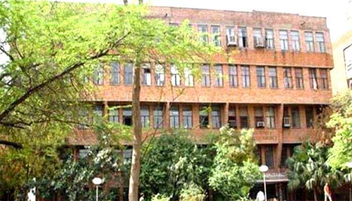 JNU rubbishes news claiming 'reduction' in seats