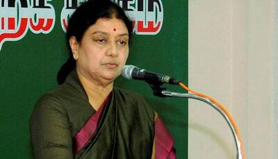  Uncertainty over listing of PIL against Sasikala in SC