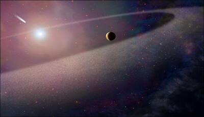 NASA's Hubble spies on atmosphere of white dwarf being polluted by enormous comet-like object for the first time!