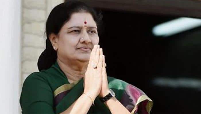 TN Governor likely to wait for SC verdict before inviting Sasikala to take oath as CM 