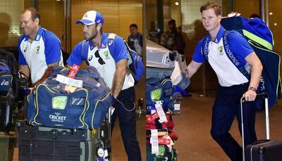 Australian Cricket team load own luggage soon after arriving in India – See Pics!