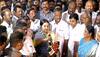 Panneerselvam pays homage to Jayalalithaa, Deepa Jayakumar joins him