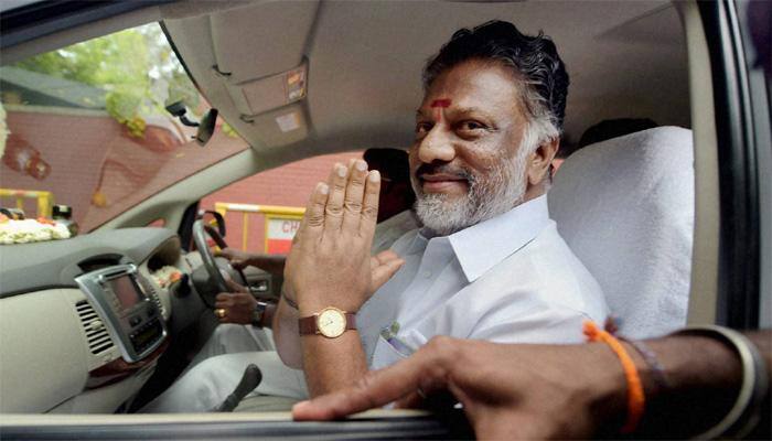 Confidence motion: Vote against Palaniswami to safeguard interests of Amma, Panneerselvam urges AIADMK MLAs