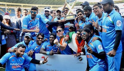 Vijay Goel felicitates T20 World Cup winning Indian Blind cricket team