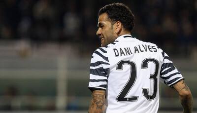 Dani Alves slams Barcelona, says 'club has no idea on how to treat players'
