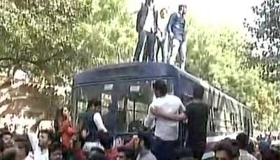 ABVP, AISA activists clash outside Delhi's Ramjas College over invite to JNU's Umar Khalid - Watch