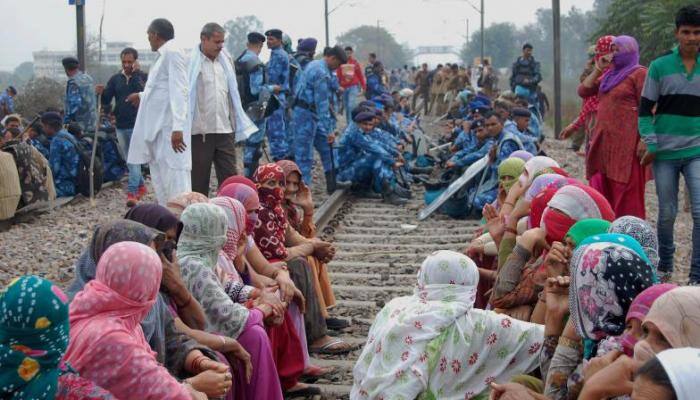 Jats to organise &#039;Black Day&#039; on Sunday, govt forms committee