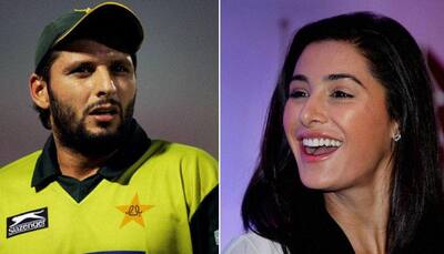 WATCH: Bollywood siren Nargis Fakhri wishes Shahid Afridi, Peshawar Zalmi best of luck ahead of PSL eliminator