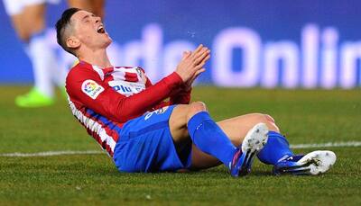 After freakish injury, Fernando Torres counts days to return after head clash