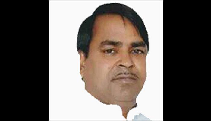 Noose tightened around rape-accused Prajapati; passport impounded, look-out notice issued