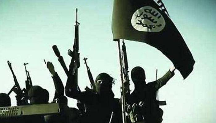 Islamic State imposes Afghan dress code on men in Syria's Raqa: Monitor