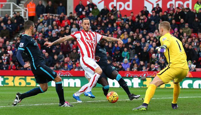 Premier League: Manchester City&#039;s title hopes seem blurry after goalless draw against Stoke City