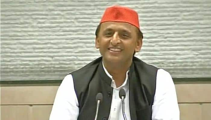 UP assembly polls: Akhilesh Yadav resigns after defeat, backs Mayawati&#039;s EVM tampering allegation