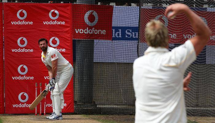 'Wolverine' Hugh Jackman blasts Shane Warne for 20 runs in an over - Watch