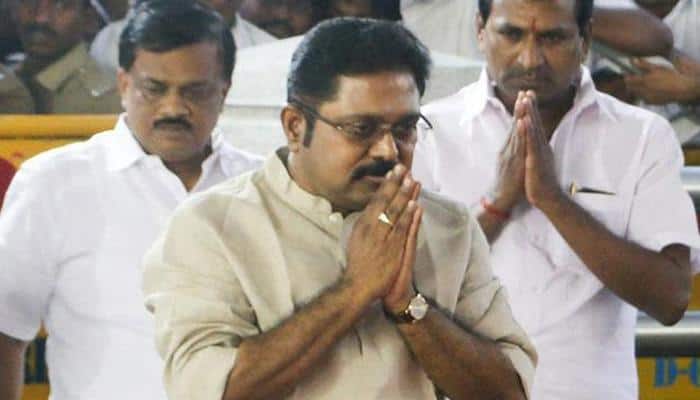 Will win by over 50,000 votes from Jayalalithaa&#039;s RK Nagar seat: AIADMK candidate TTV Dinakaran
