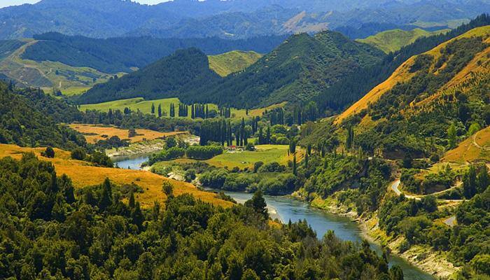 A world&#039;s first - New Zealand&#039;s Whanganui River recognised as `legal person`