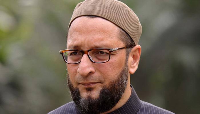 Angry Muslims beat Asaduddin Owaisi's effigy with shoes, burn it for dividing minority votes in UP - WATCH