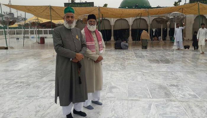 Two missing Indian clerics in custody of Pakistan&#039;s intelligence agency