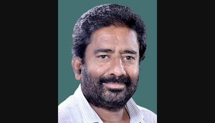 FIR registered against Shiv Sena MP Ravindra Gaikwad for assaulting Air India staffer