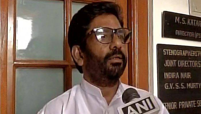 Shiv Sena MP Ravindra Gaikwad 'grounded' for hitting Air India staffer