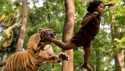 Mohanlal's 'Manyam Puli' has a BREATHTAKING scene where TIGER attacks a boy! WATCH 'Pulimurugan' clip