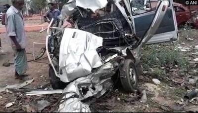 West Bengal: Seven killed after van collides with truck in Burdwan