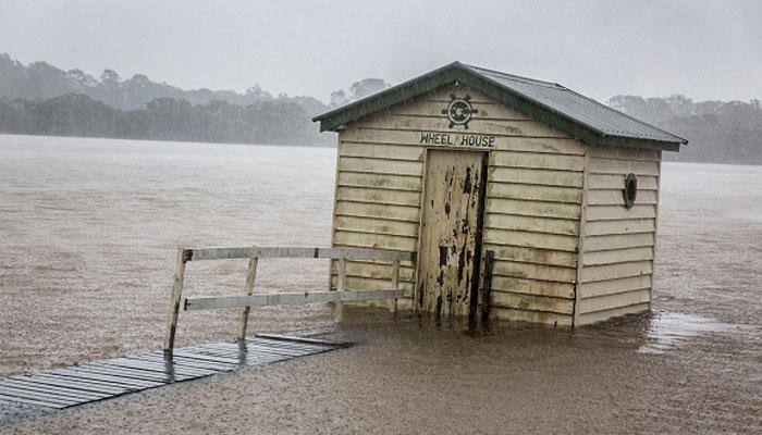 Thousands evacuated as 'monster' cyclone bears down on Australia