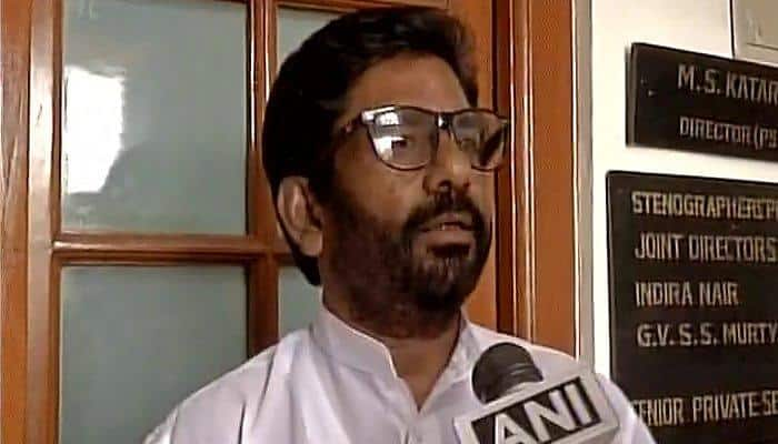 Air India cancels Shiv Sena Sena MP Ravindra Gaikwad&#039;s Mumbai-Delhi ticket