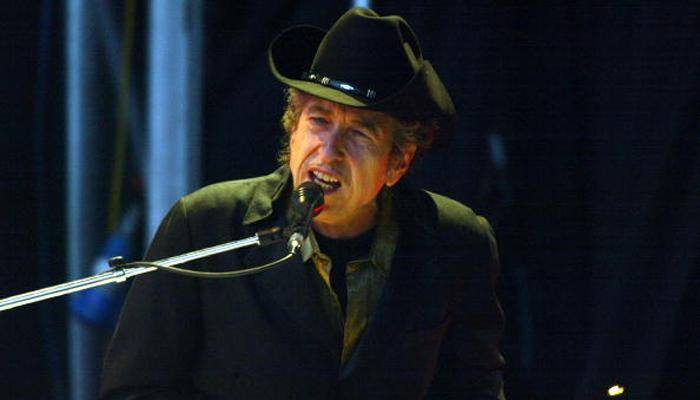 Bob Dylan accepts 2016 Nobel prize at last