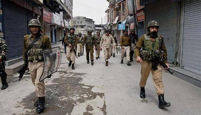 One policeman killed, 11 troopers injured in grenade attack in Srinagar