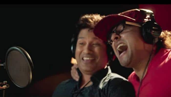 WATCH: Sachin Tendulkar makes singing debut, releases &#039;Cricket Waali Beat Pe&#039; song with Sonu Nigam