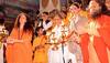 Deepika Padukone performs Ganga Aarti in Rishikesh – WATCH