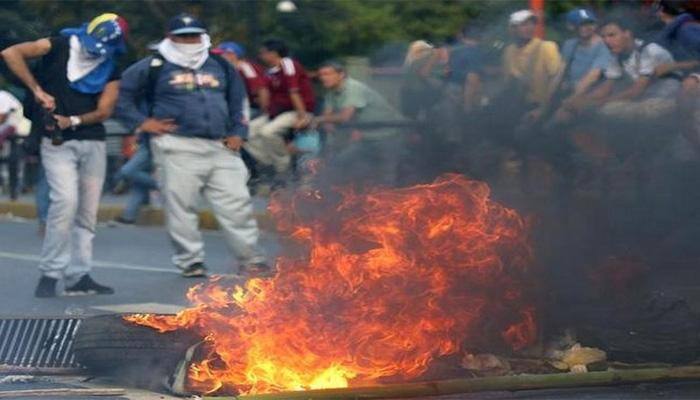 Violent clashes in Venezuela demanding dismissal of apex court justices