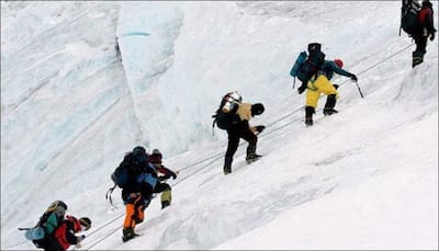 11 Indian climbers commence their expedition to Mt Everest's peak!