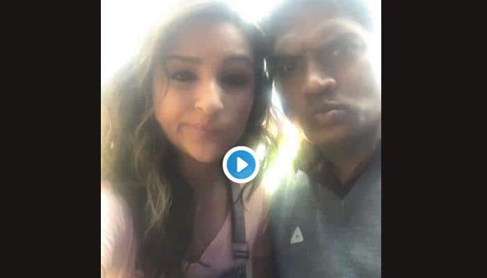 Parineeti Chopra and Johny Lever are in total goofy mood for &#039;Golmaal Again&#039;! 