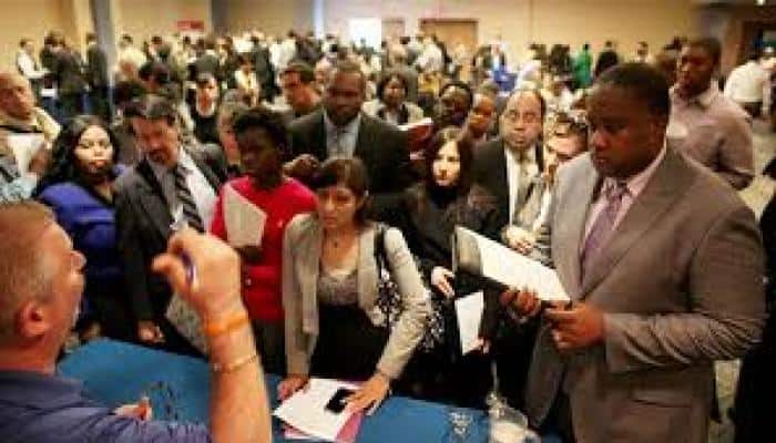US jobless claims drift lower as April opens 