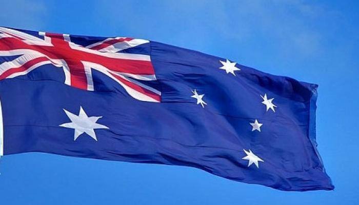 Australia abolishes &#039;457 visa&#039; programme used largely by Indians