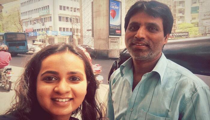 This girl ran short of cash in Hyderabad, what auto-rickshaw driver did with her will melt your heart